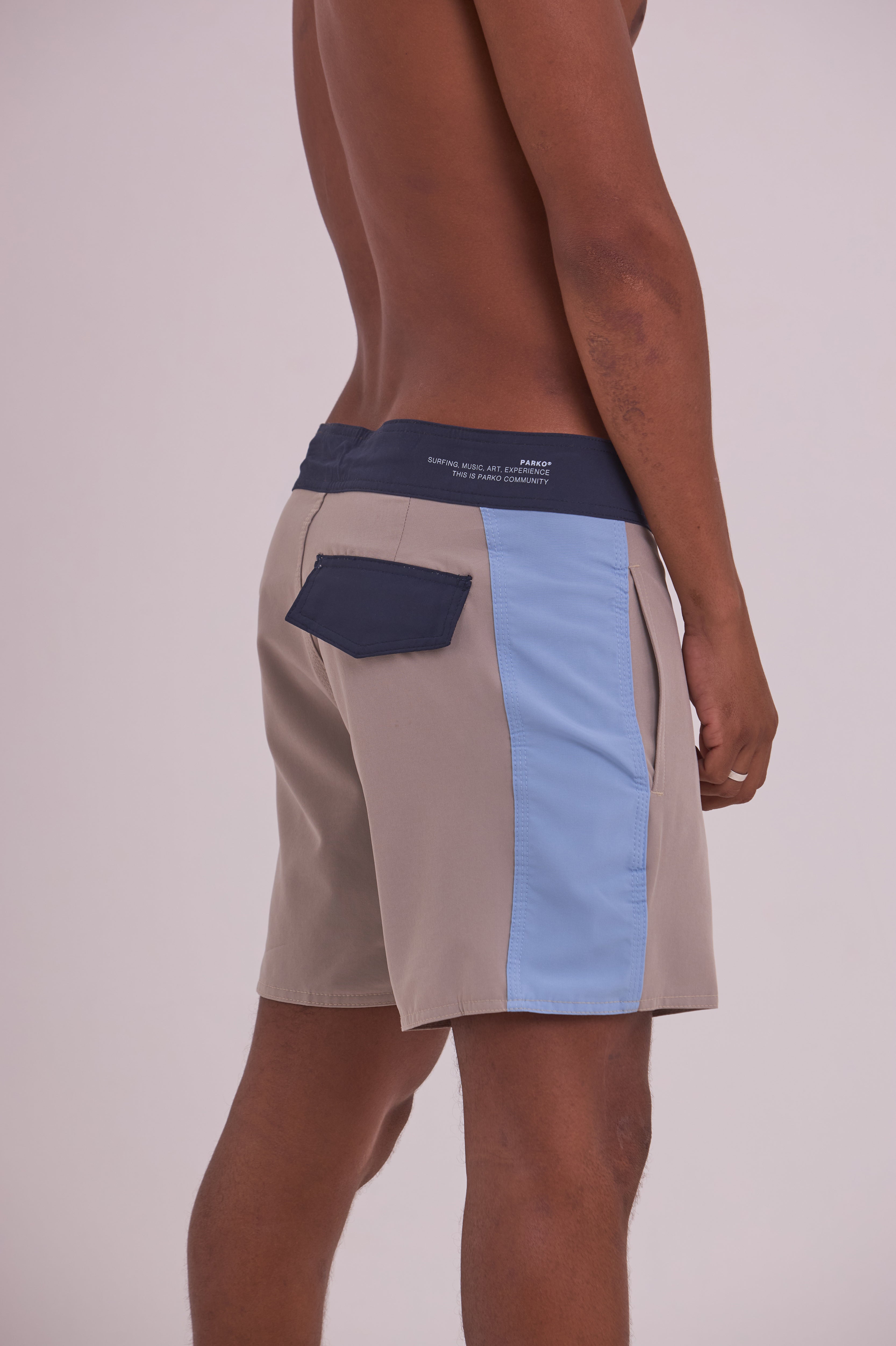 Boardshort 80 & Tal Frost