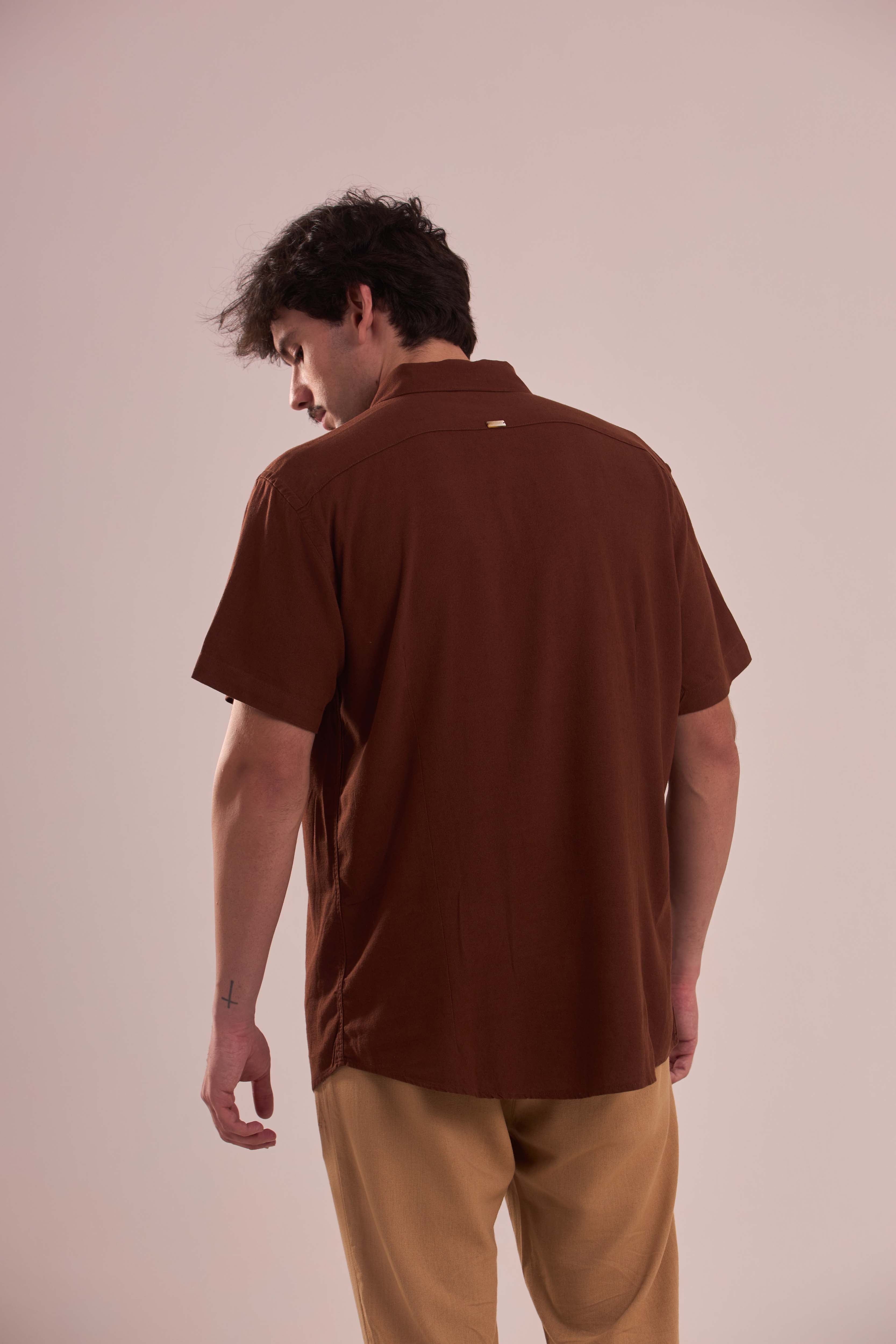 Camisa Essential Choco