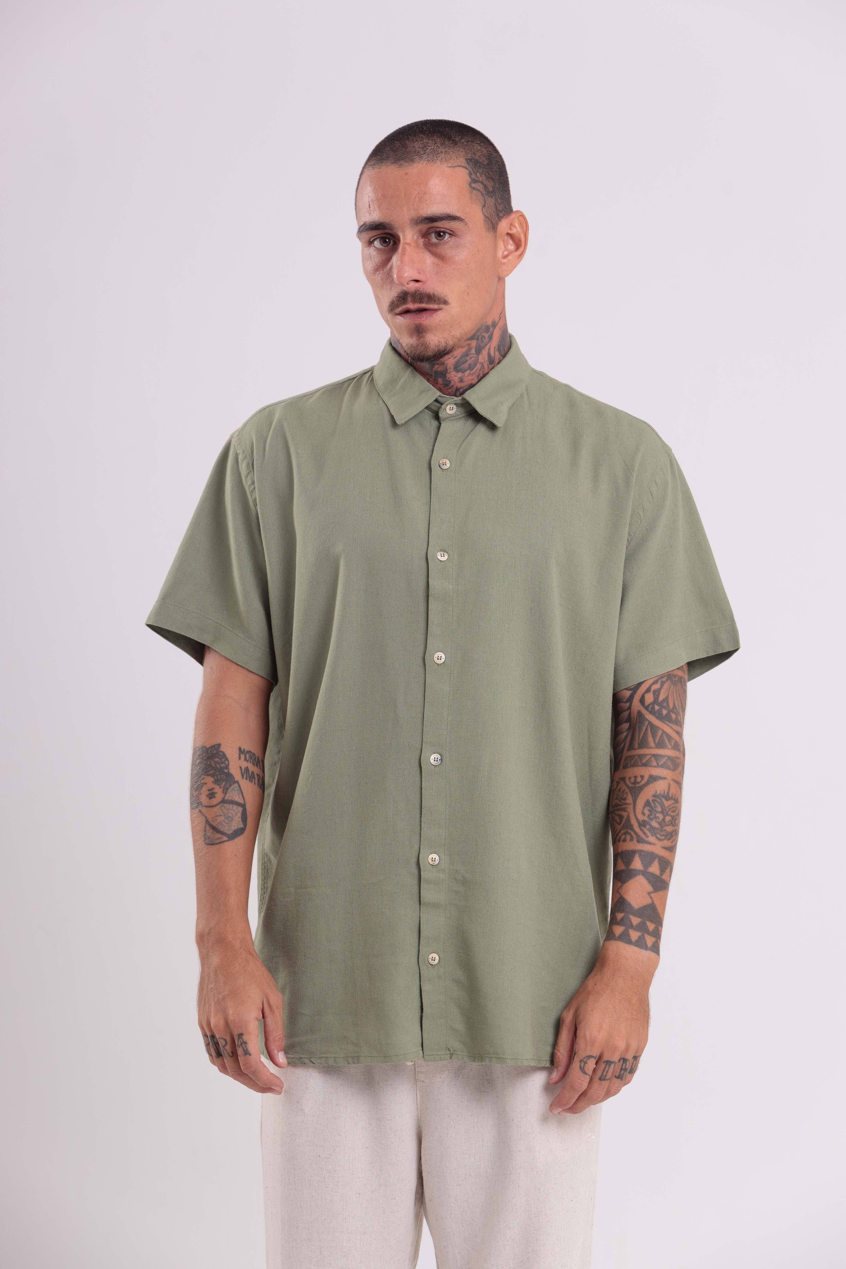 Camisa Essential Wash Oliva