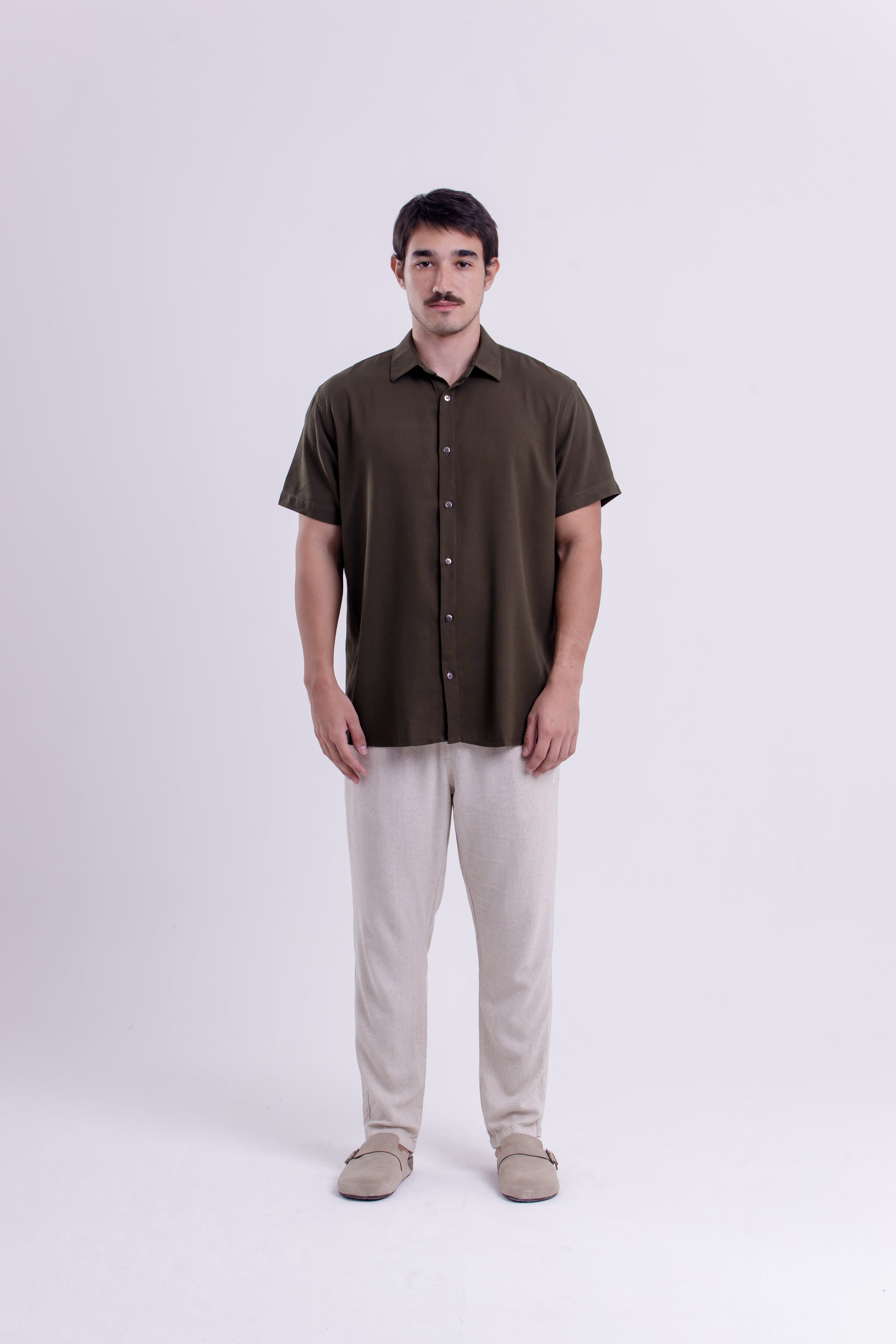 CAMISA ESSENTIAL WASH VERDE