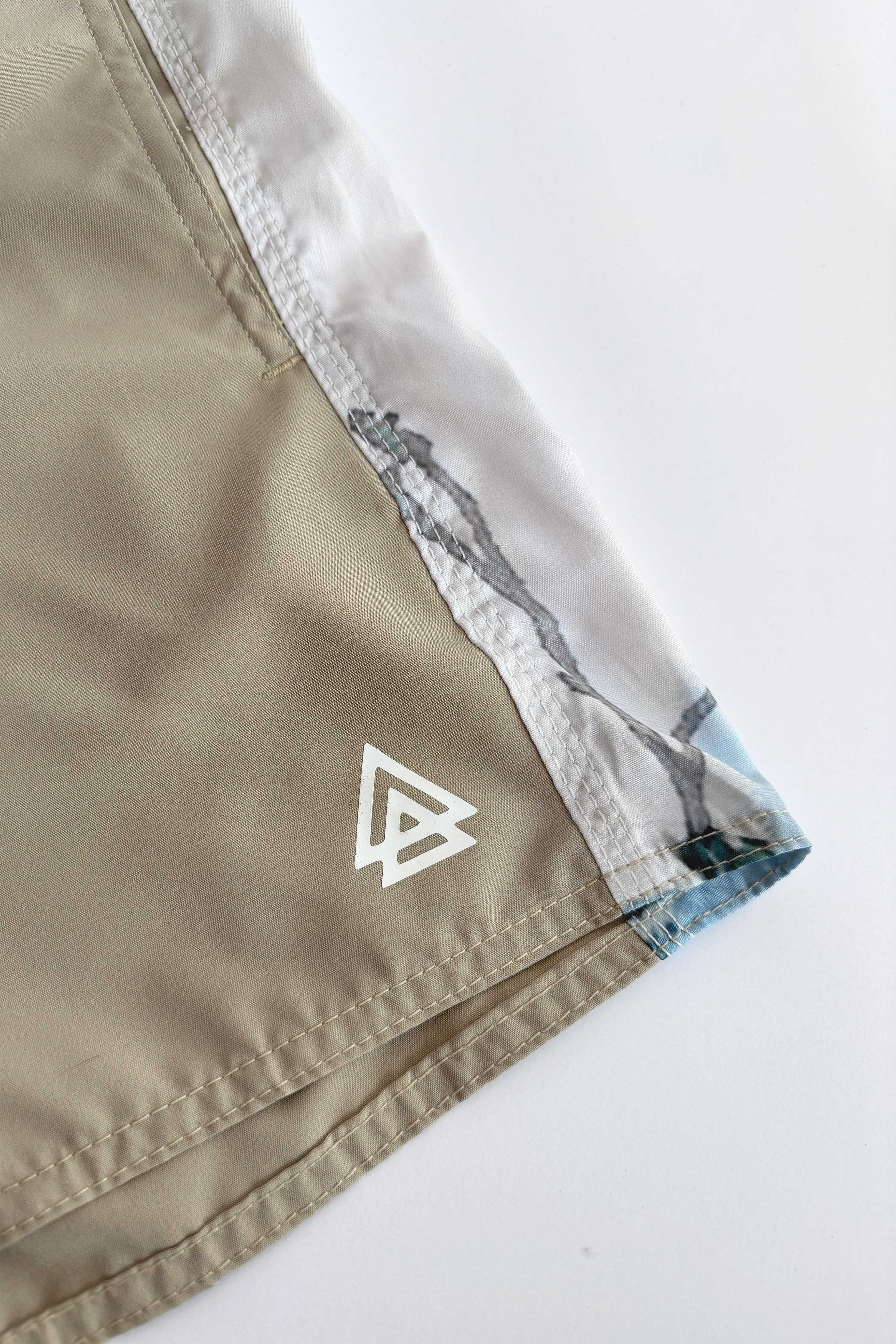 Boardshort 80 & Tal Blossom