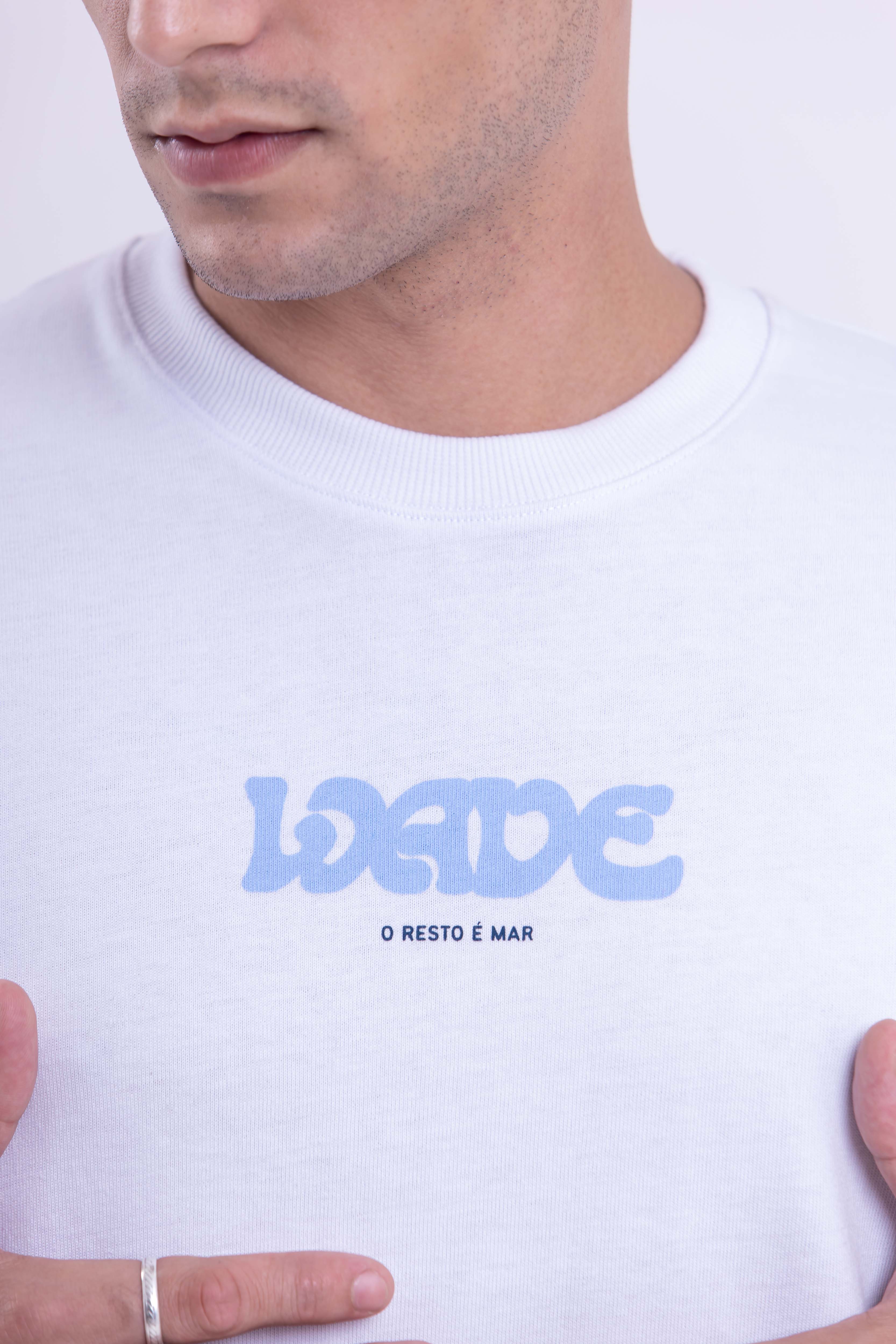 T-Shirt Over Boxy Wave Type
