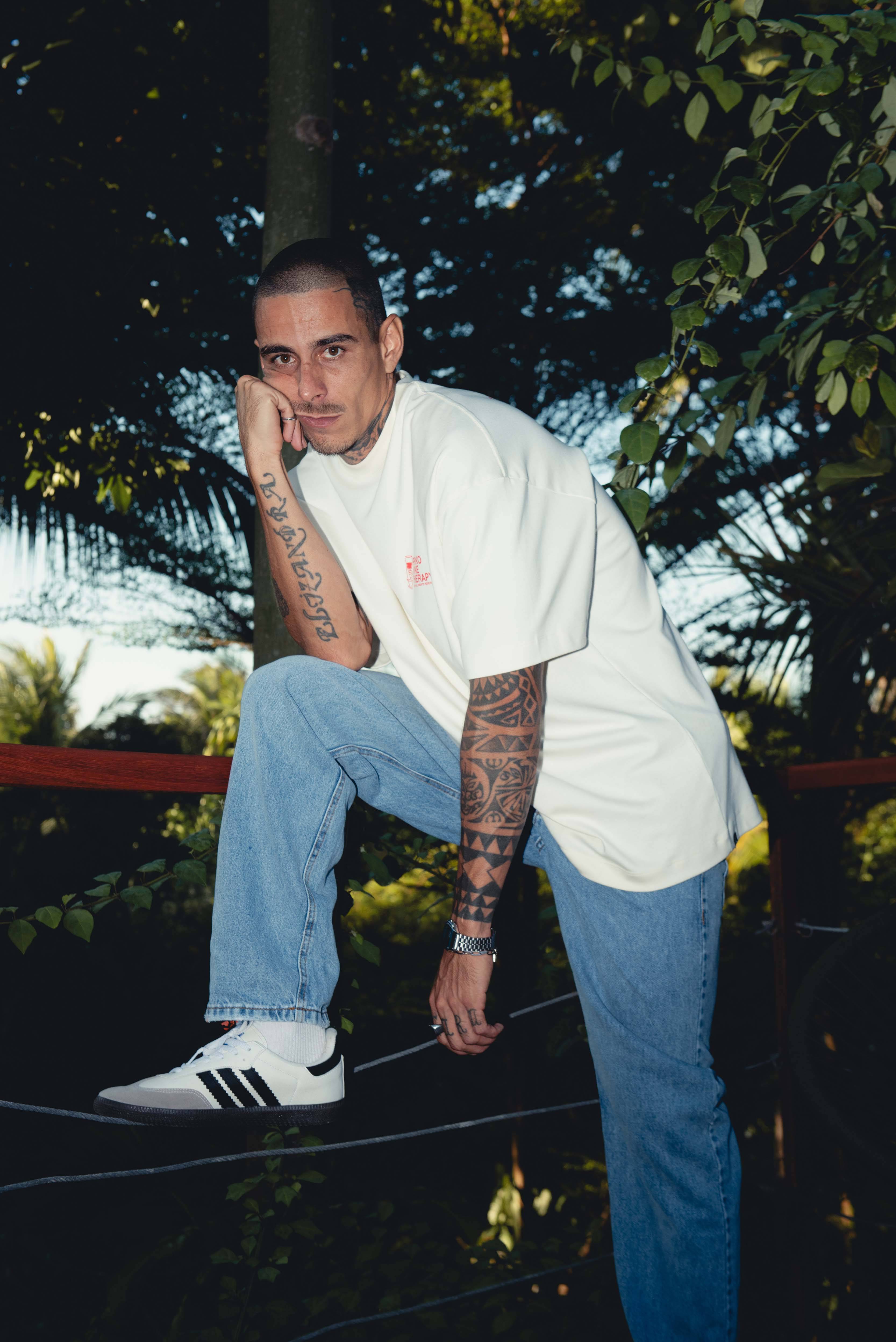 T-Shirt Over Boxy Wine Club