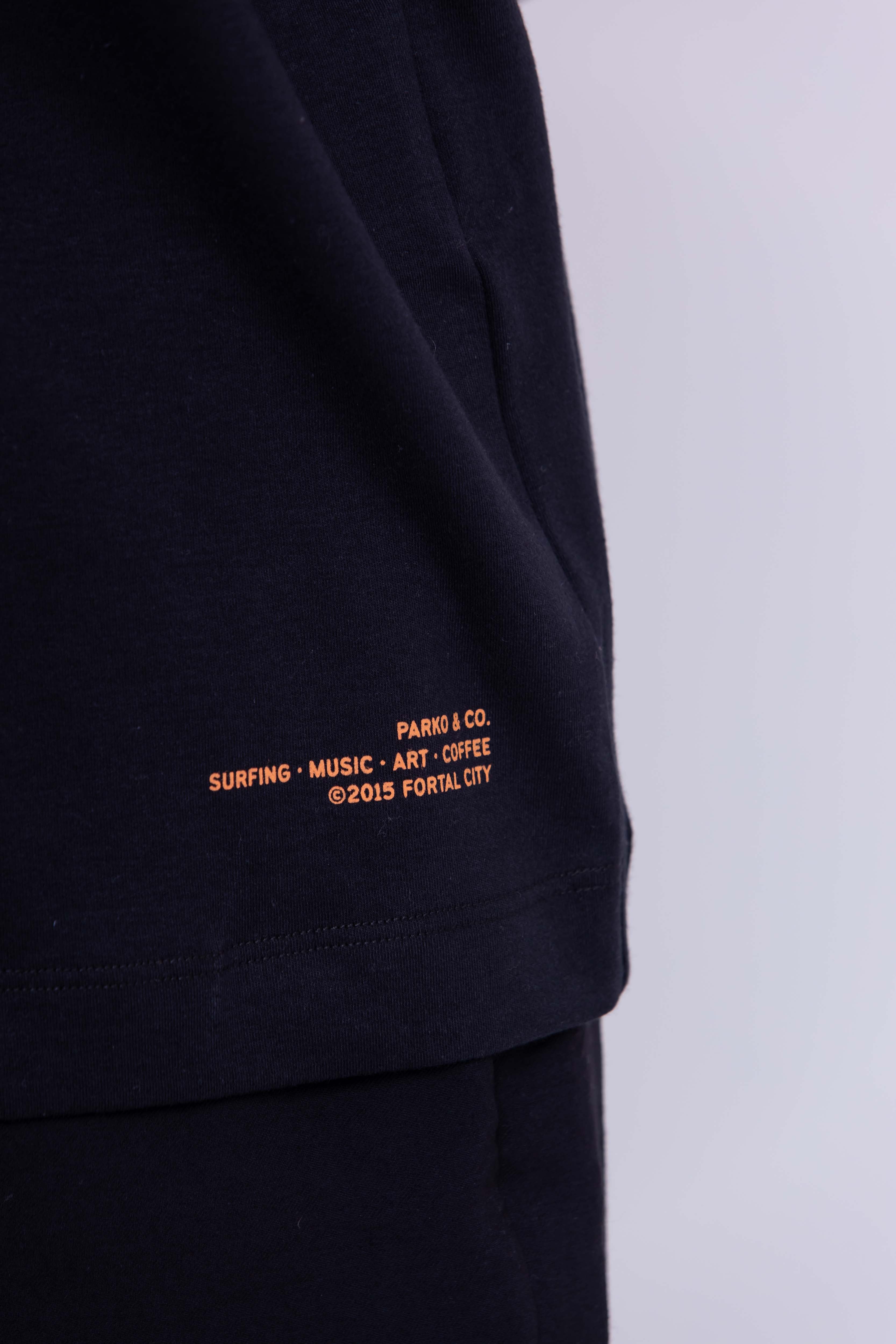 T-Shirt Over Boxy Parko Soft