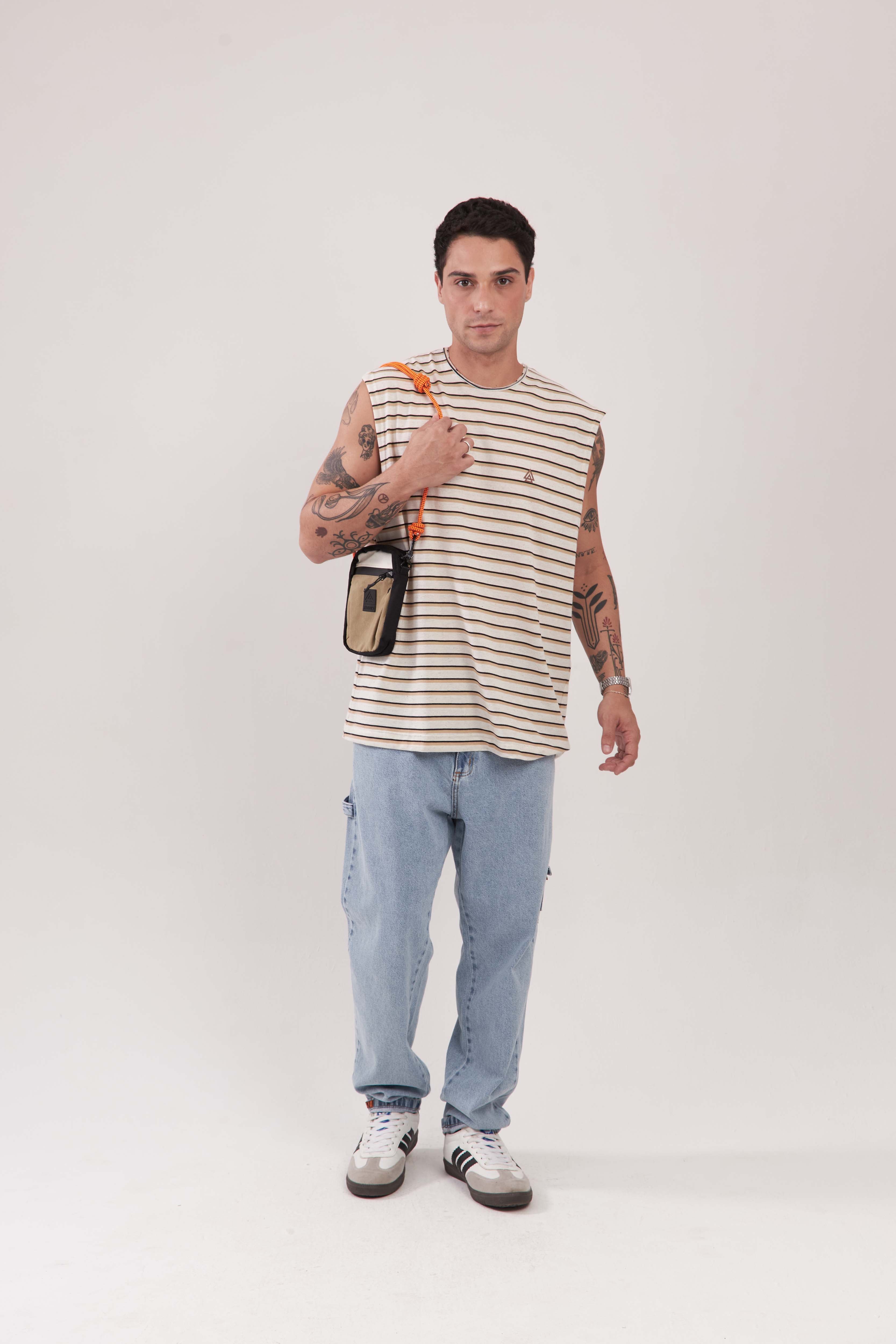 Regata Over Boxy Sailor Bege