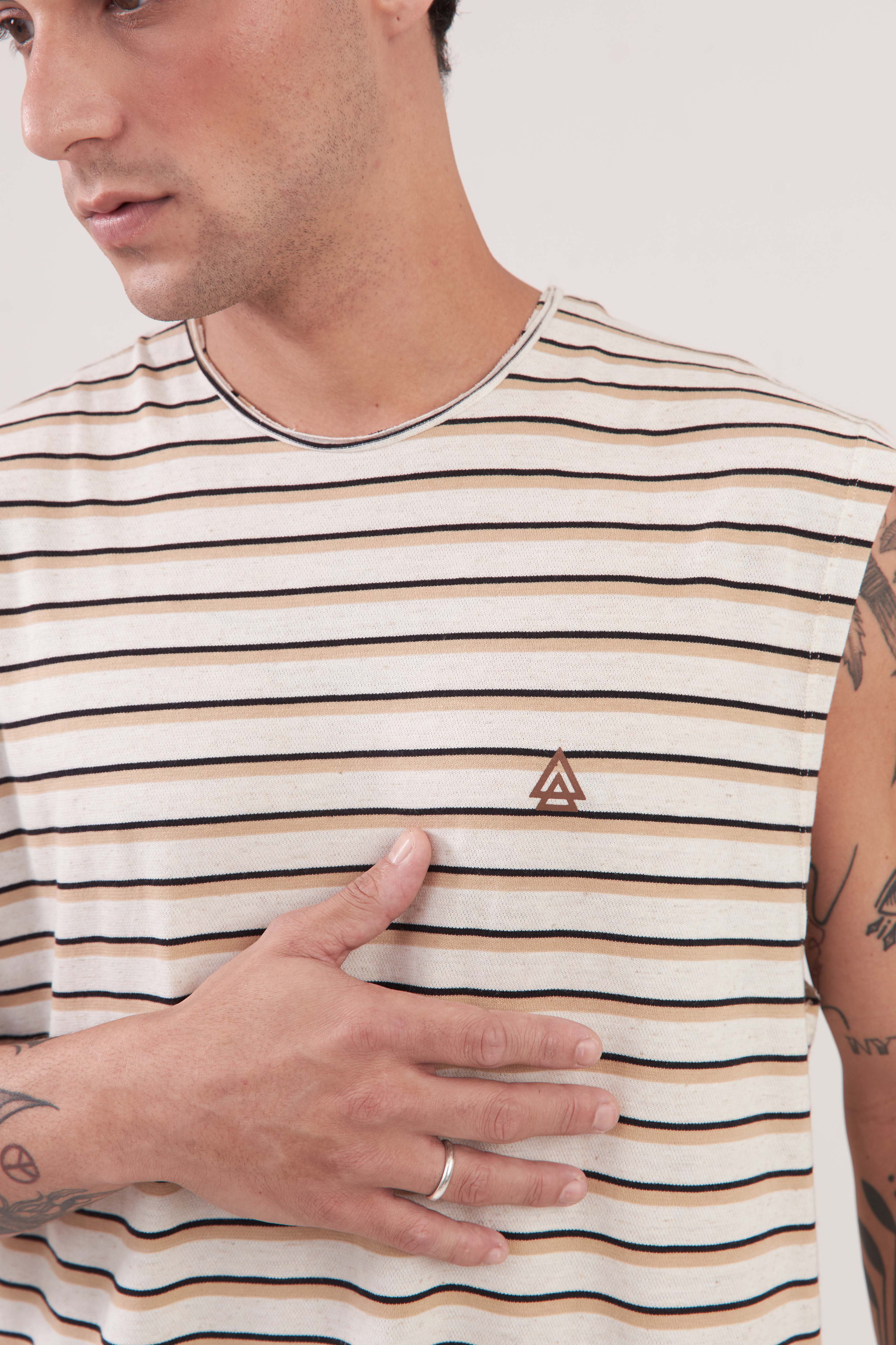 Regata Over Boxy Sailor Bege