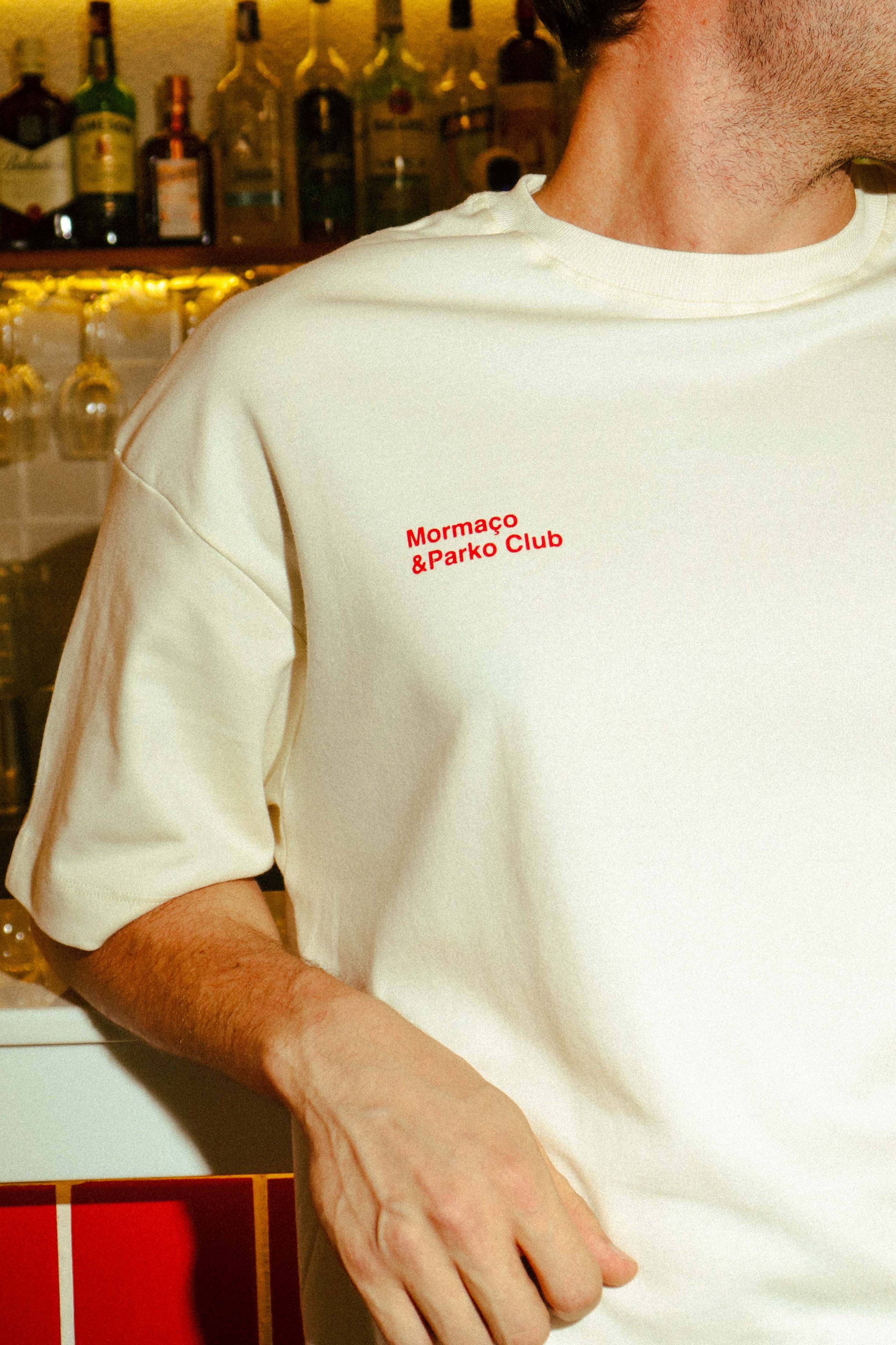 Camiseta Over Boxy Bar & Botica