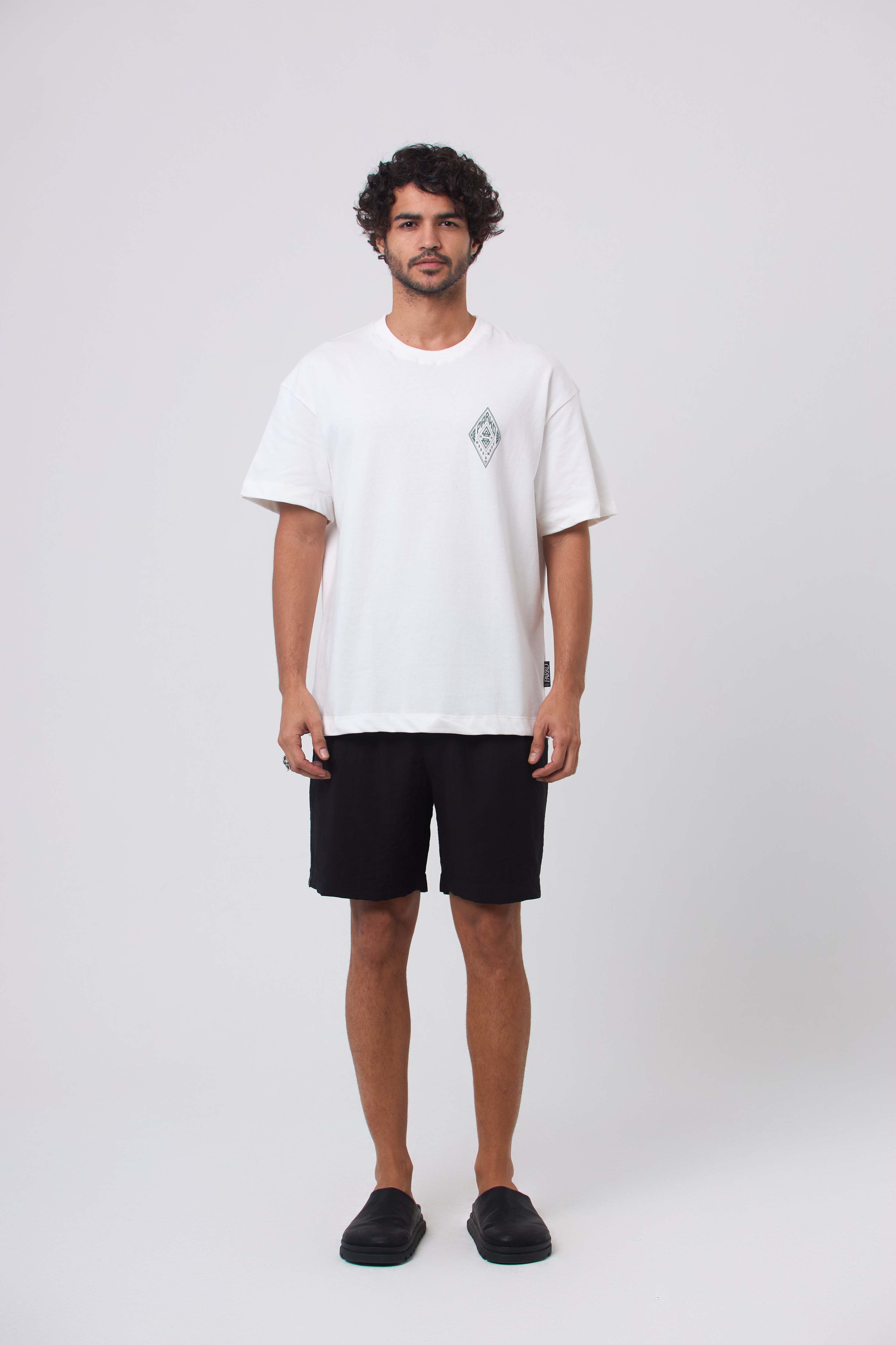 Camiseta Over Boxy Emblem