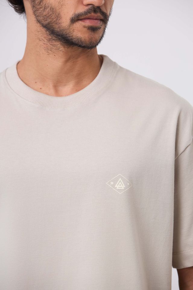 Camiseta Over Boxy Caleidoscópio