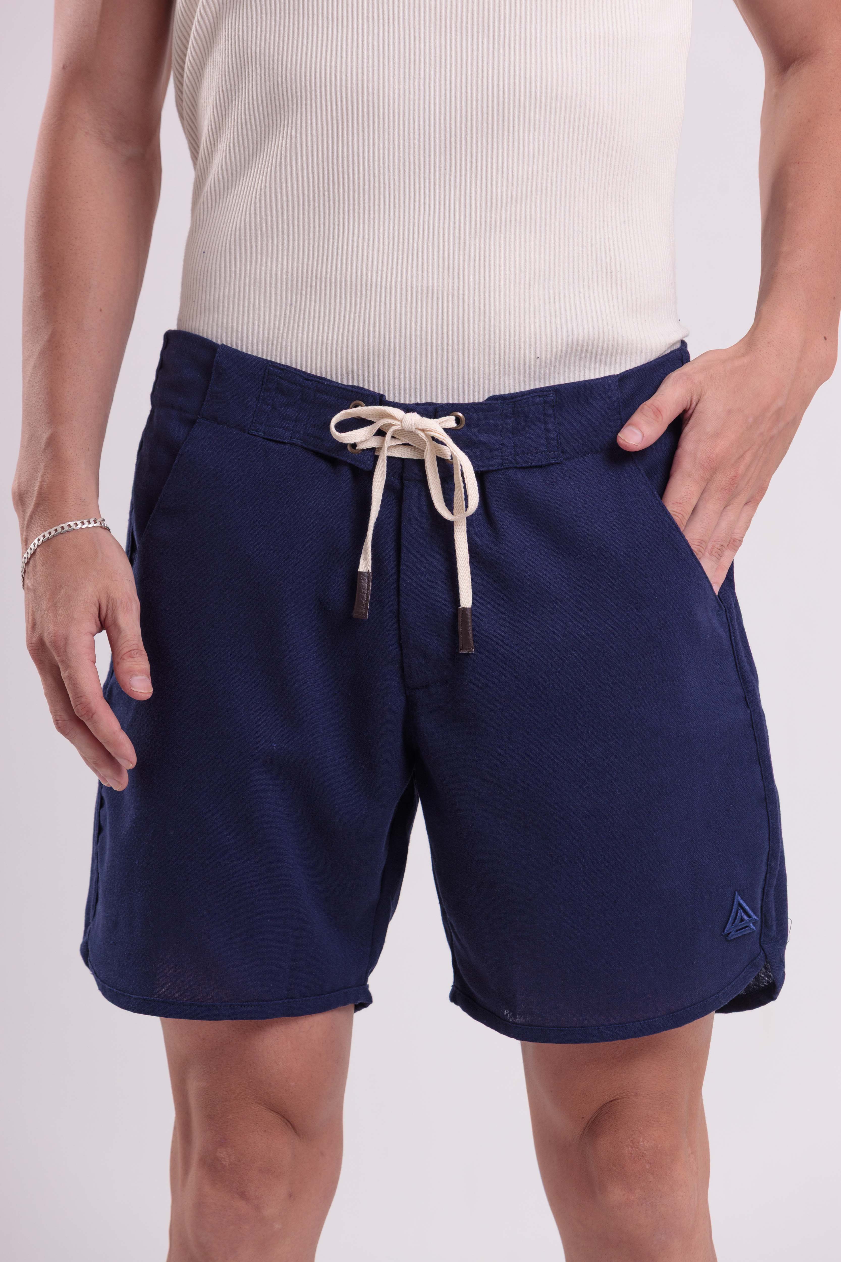 Bermuda de Linho Marinho