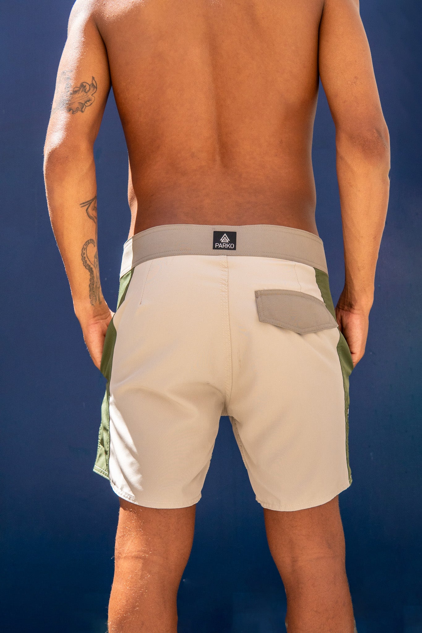Boardshort 80 & Tal Straw