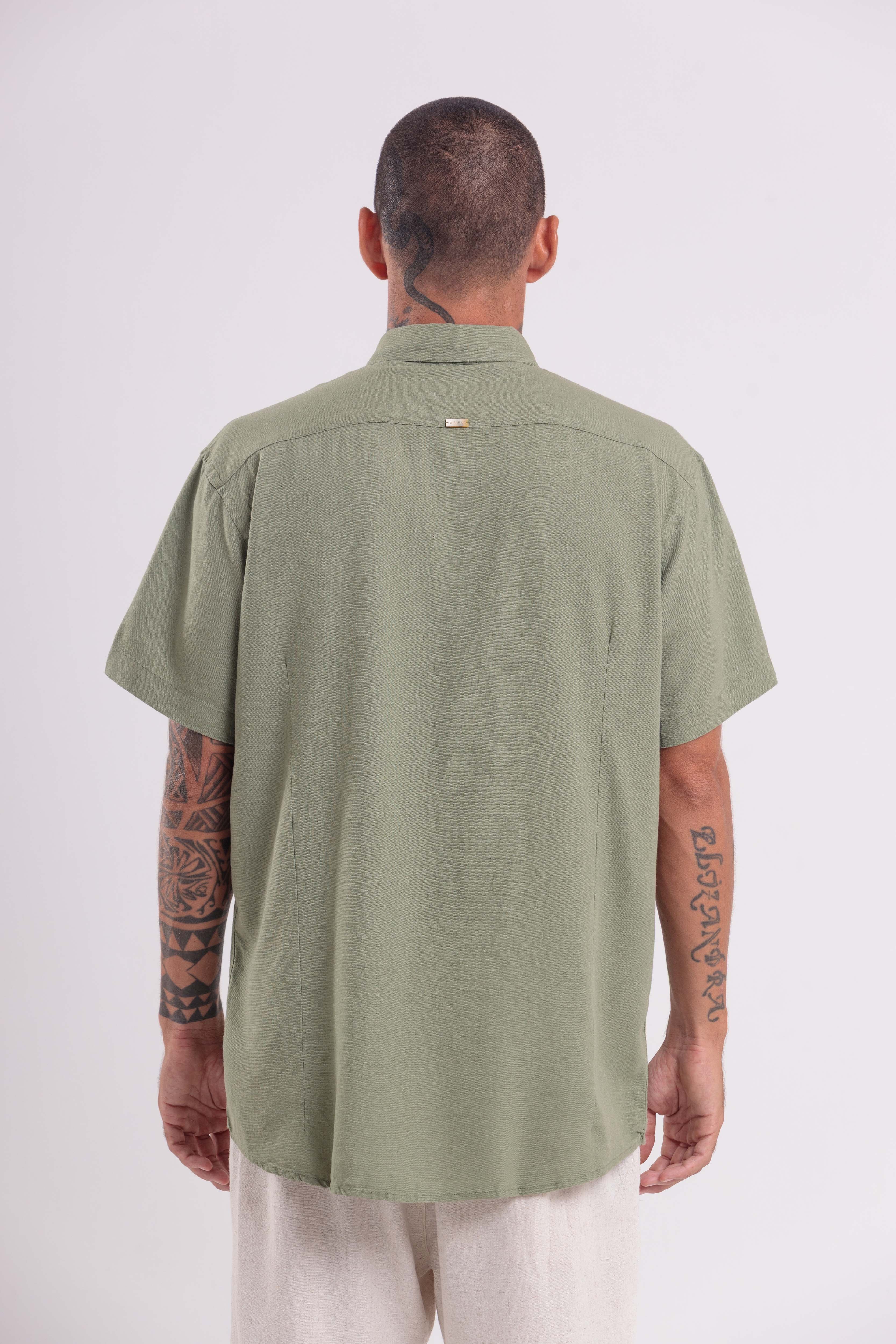 Camisa Essential Wash Oliva