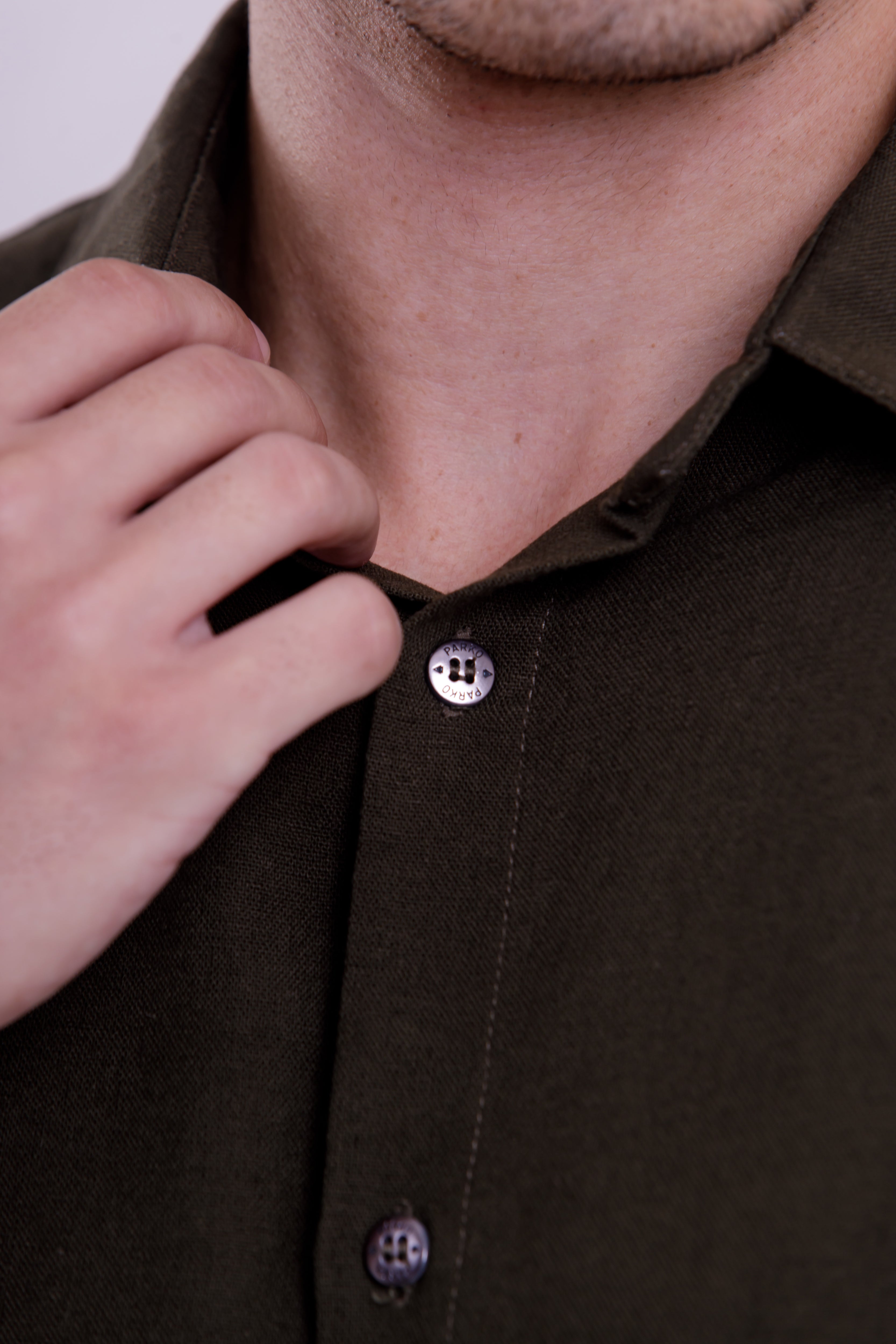 CAMISA ESSENTIAL WASH VERDE