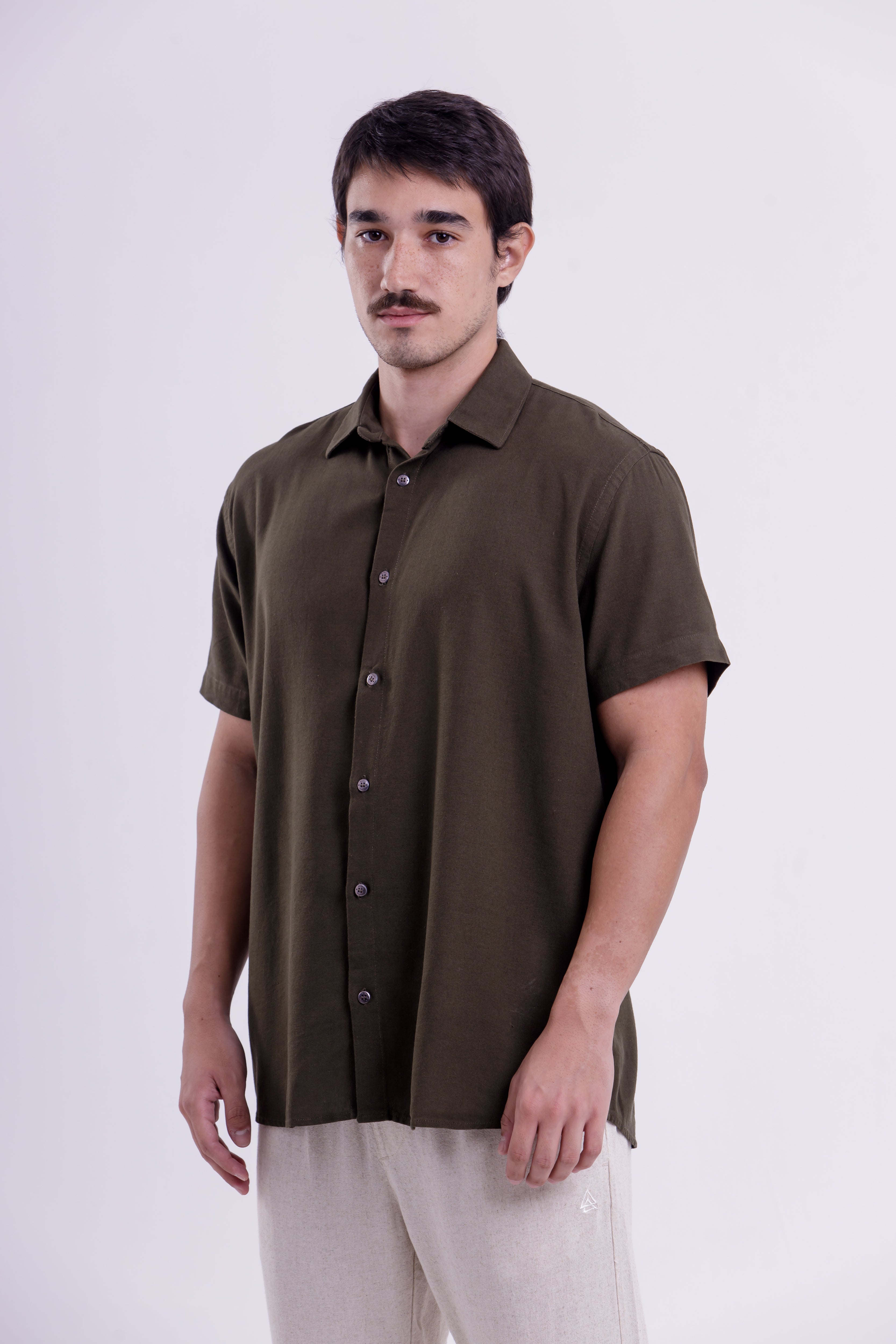 CAMISA ESSENTIAL WASH VERDE
