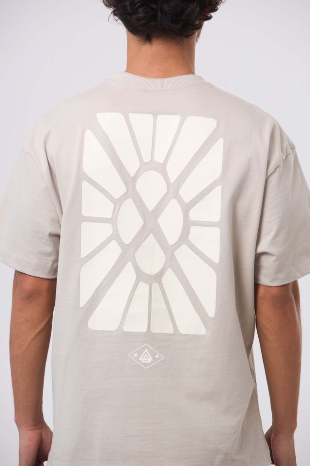 Camiseta Over Boxy Caleidoscópio
