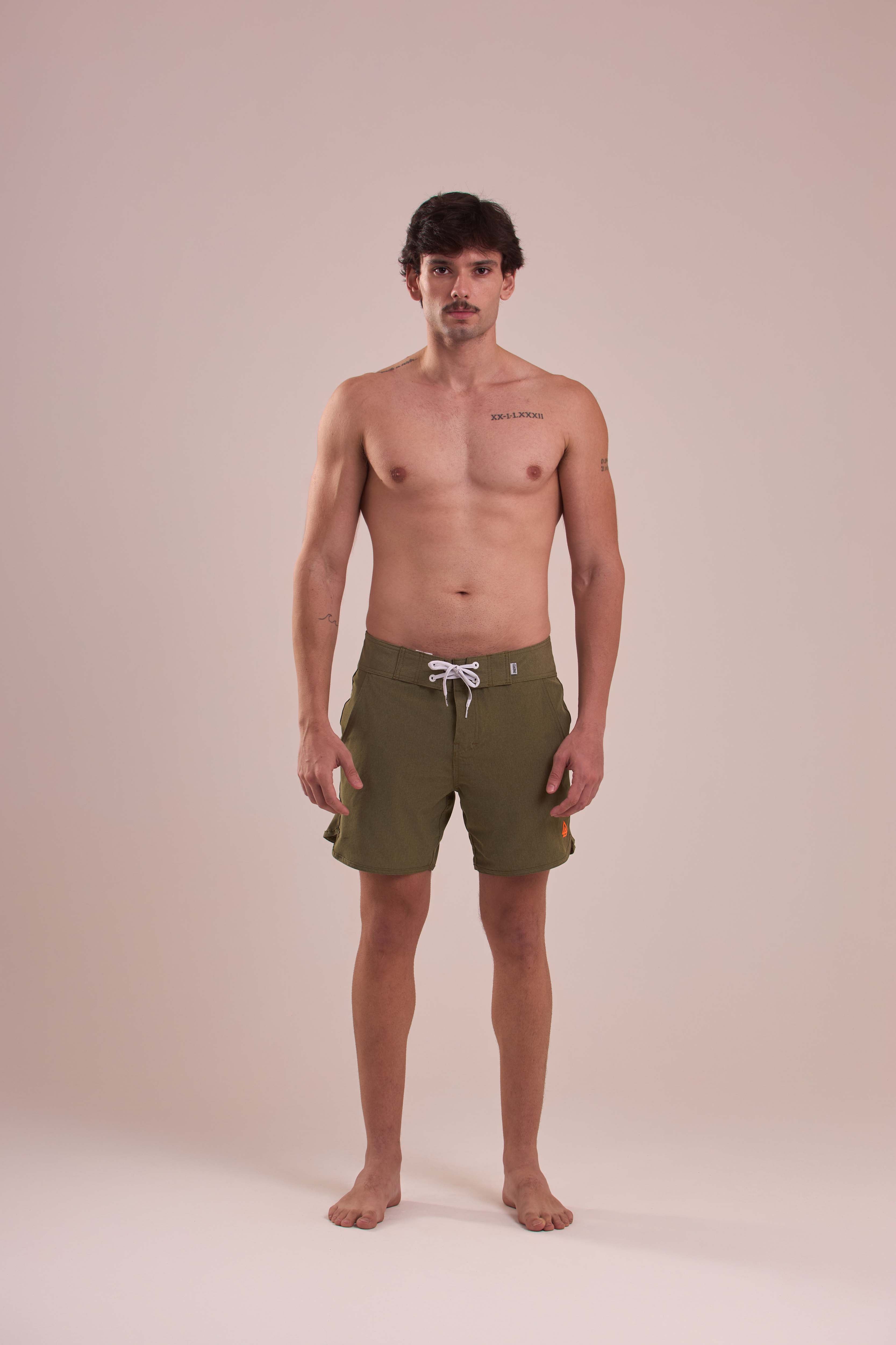Boardshort Surf Retrô Verde Militar