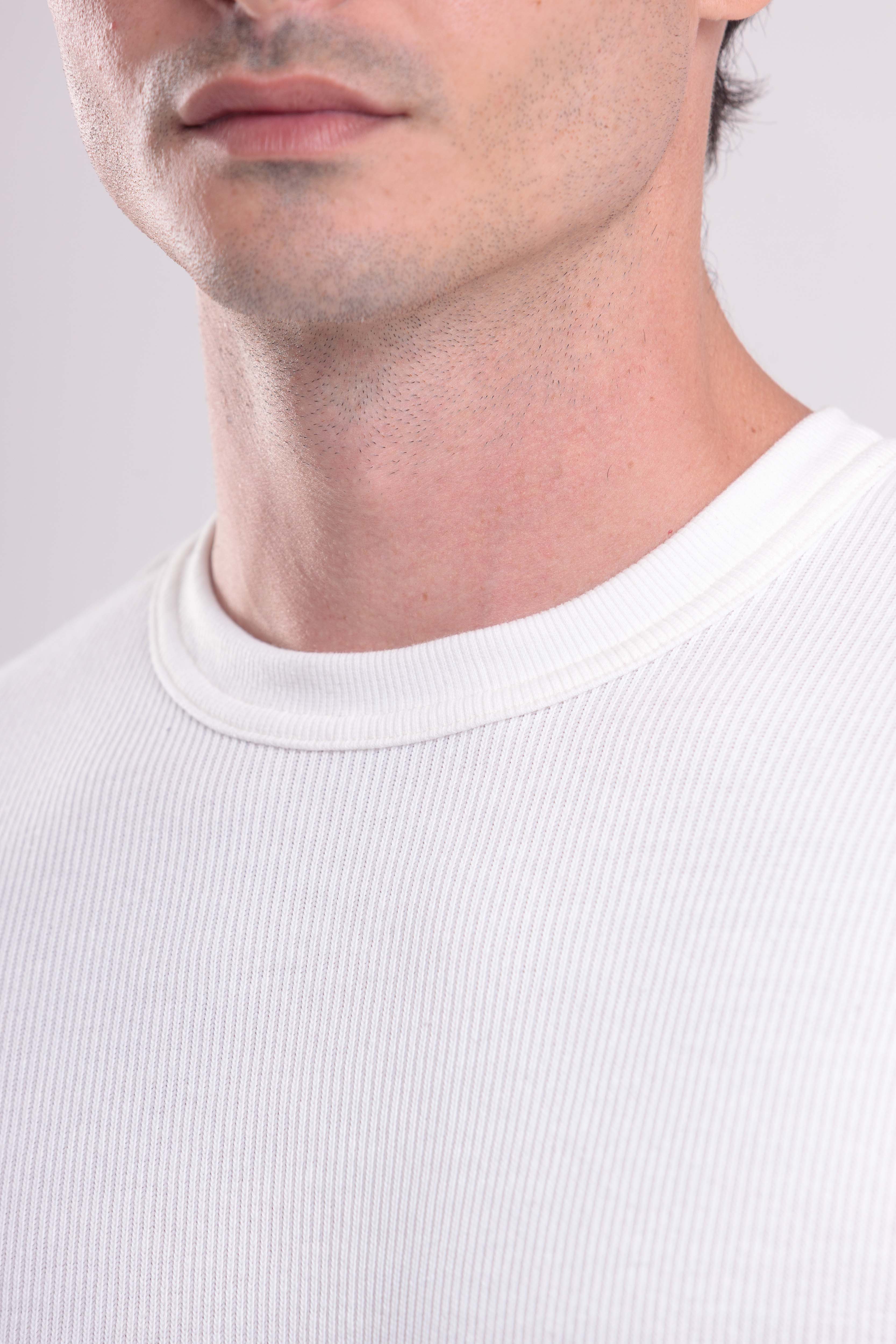 T-Shirt Over Boxy Champy Off