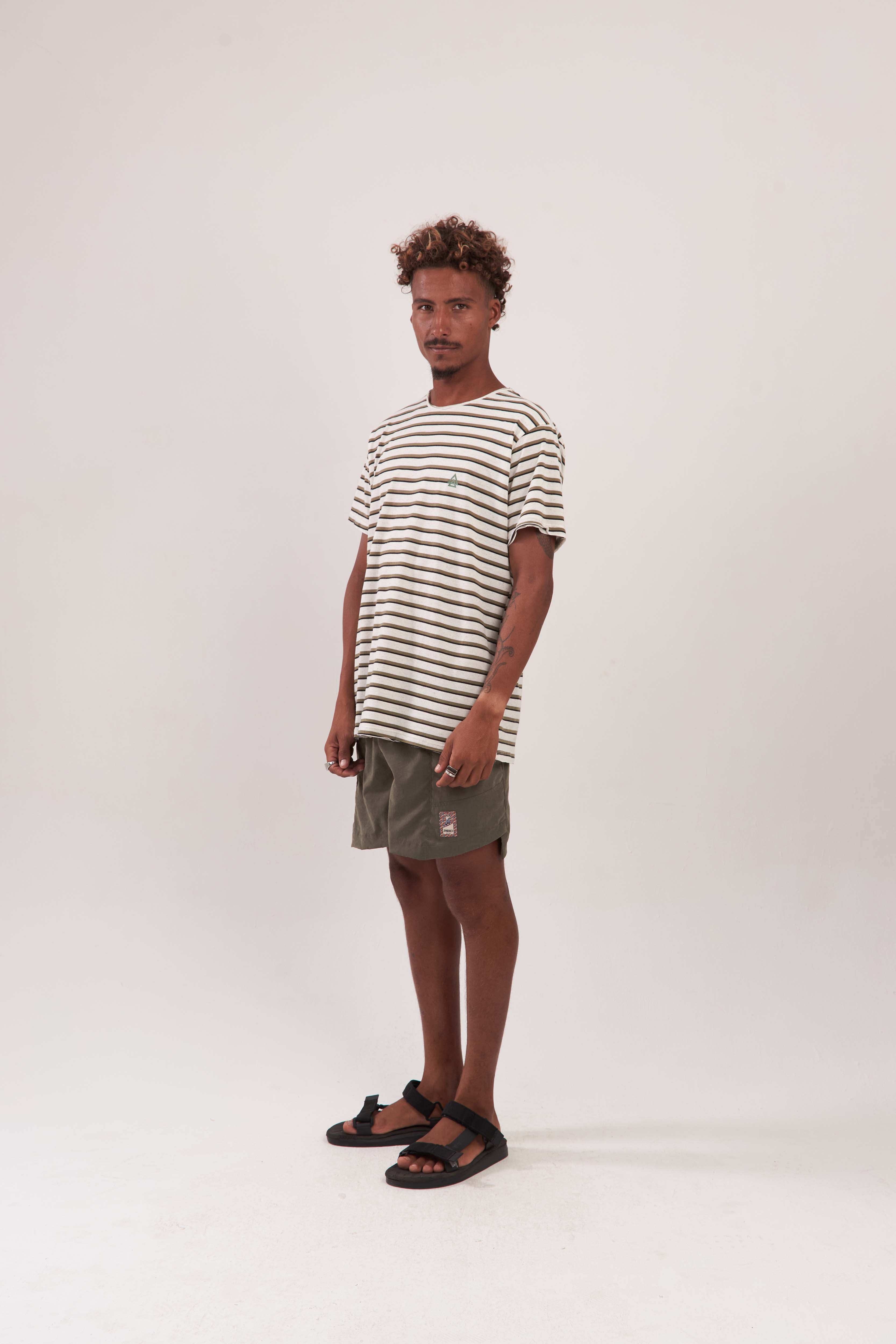 Camiseta Classic Sailor Bege Verde